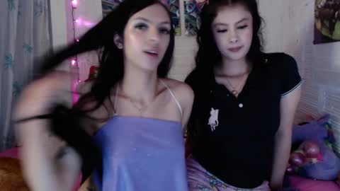 Snapshot of pamelaa_reyess chatting on 12/04/25, 12:53 Pamela Reyess online show from 12/04/25, 12:53