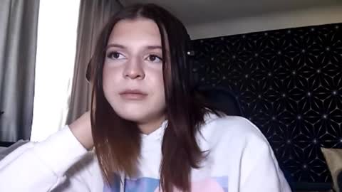 Snapshot of pamelamcmeen chatting on 10/01/25, 09:15 Pamela online show from 10/01/25, 09:15