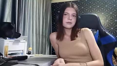 Snapshot of pamelamcmeen chatting on 10/08/25, 01:20 Pamela online show from 10/08/25, 01:20