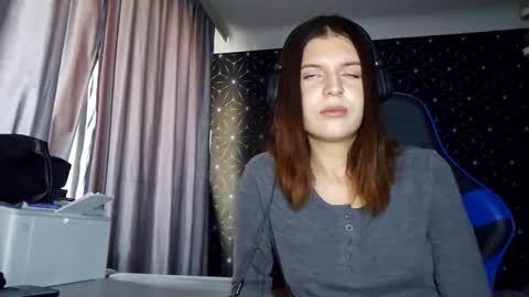 Snapshot of pamelamcmeen chatting on 10/22/25, 07:30 Pamela online show from 10/22/25, 07:30