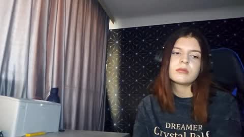 Snapshot of pamelamcmeen chatting on 10/31/25, 07:53 Pamela online show from 10/31/25, 07:53