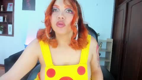 Snapshot of pamelaqueen_1 chatting on 06/29/26, 08:42 P A M E L A 3 online show from 06/29/26, 08:42
