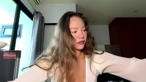 Kamila online show from 04/19/26, 05:07
