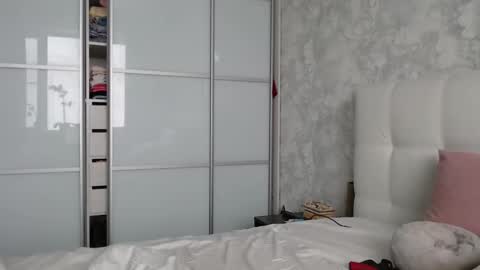 Pamella online show from 11/27/25, 07:21