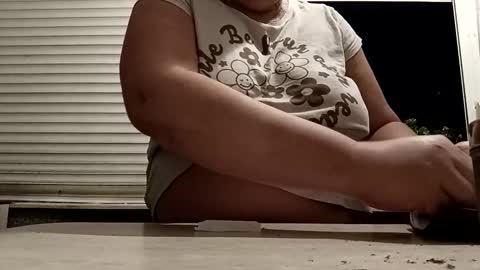 angel hris online show from 11/18/25, 05:06