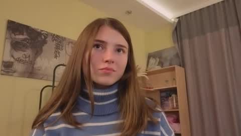 Snapshot of pamilarakestraw chatting on 09/25/25, 08:56 daniella online show from 09/25/25, 08:56