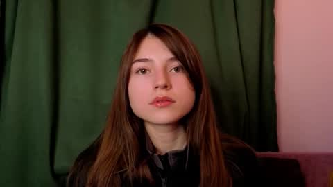 Snapshot of pamilarakestraw chatting on 10/03/25, 07:55 daniella online show from 10/03/25, 07:55