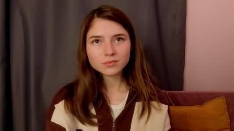 Snapshot of pamilarakestraw chatting on 10/11/25, 08:29 daniella online show from 10/11/25, 08:29