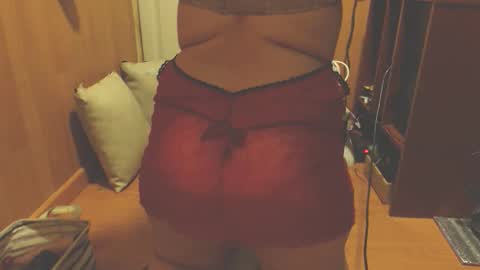 Snapshot of pammbigass chatting on 12/04/25, 03:16 PAMMBIGASS online show from 12/04/25, 03:16