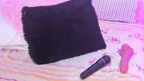 Pammela Smith online show from 12/02/24, 02:09