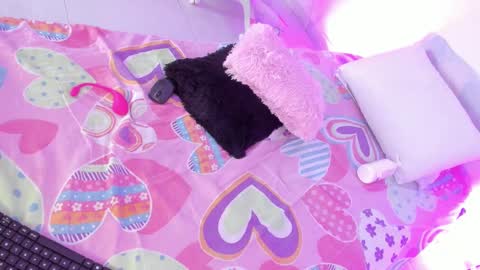 Pammela Smith online show from 12/07/24, 02:42