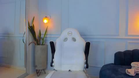 Snapshot of pamplemusa_ chatting on 02/15/26, 07:51 pamplemusa_ online show from 02/15/26, 07:51