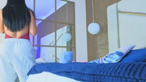 Snapshot of pamplemusa_ chatting on 04/20/26, 11:24 pamplemusa_ online show from 04/20/26, 11:24