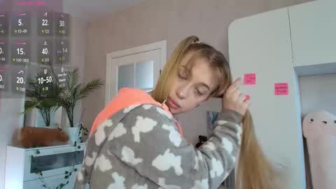 Lina online show from 02/23/26, 03:04