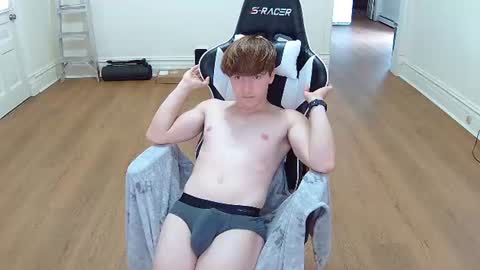 Snapshot of pandapen chatting on 07/05/26, 06:59 Shane online show from 07/05/26, 06:59