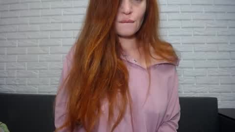 Snapshot of pandora_best chatting on 02/09/25, 08:11 Lolo online show from 02/09/25, 08:11