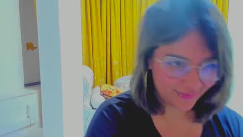 Snapshot of pandoracherry chatting on 01/04/25, 03:40 Pandora online show from 01/04/25, 03:40