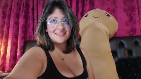 Snapshot of pandoracherry chatting on 01/06/25, 02:15 Pandora online show from 01/06/25, 02:15