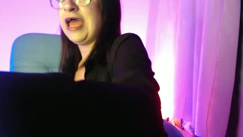 Carolinesworldx online show from 02/27/25, 02:21