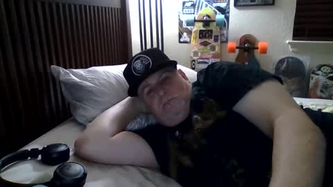 panos online show from 02/04/25, 10:21