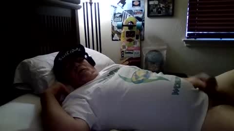 panos online show from 10/19/25, 09:26