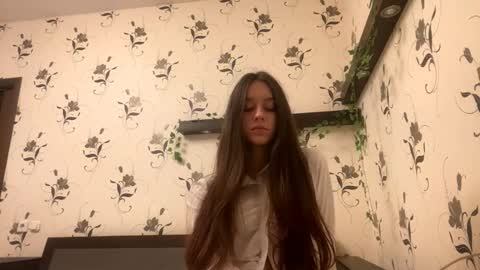 Kate online show from 09/22/25, 10:01