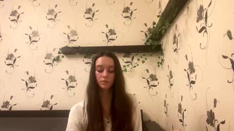 Kate online show from 09/29/25, 09:19