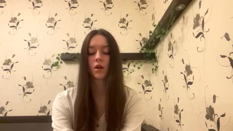 Kate online show from 10/02/25, 09:22