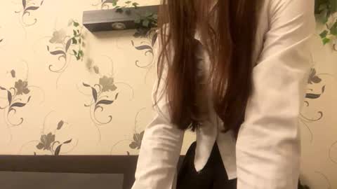 Kate online show from 10/09/25, 09:24