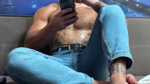 Oleg online show from 10/18/25, 06:48