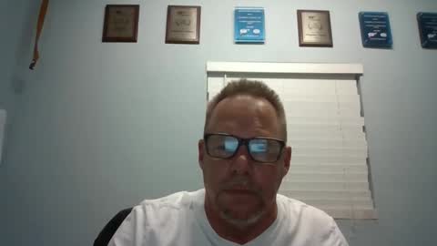 Snapshot of pantyslut50s chatting on 11/27/25, 12:35 daddyinpanties online show from 11/27/25, 12:35