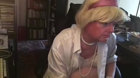 Snapshot of pantyvloletlace chatting on 01/06/26, 08:56 Pantyvioletlace online show from 01/06/26, 08:56