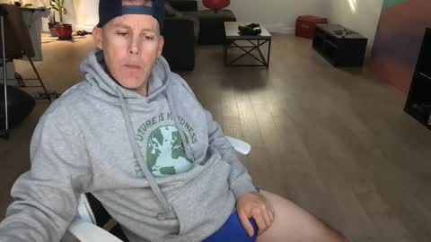 Snapshot of panyx78 chatting on 10/26/25, 02:23 panyx78 online show from 10/26/25, 02:23