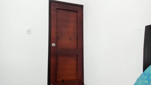 paoguerrax354 online show from 02/24/25, 04:15