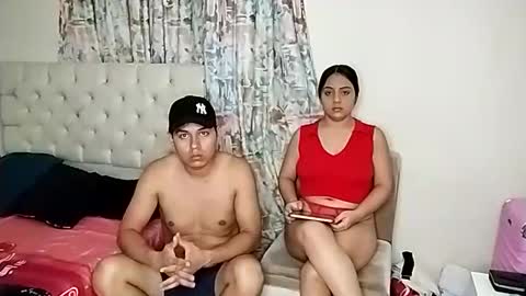 Snapshot of paola_835068 chatting on 05/13/26, 03:26 Paola 23 and Andres 25 online show from 05/13/26, 03:26