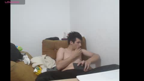 Snapshot of paola_alexander chatting on 03/02/25, 10:48 paola y alexander online show from 03/02/25, 10:48