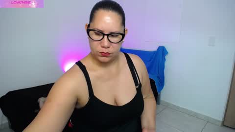 paola online show from 02/06/25, 07:02