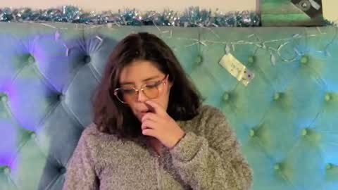 Paola Lyon online show from 01/10/26, 07:10