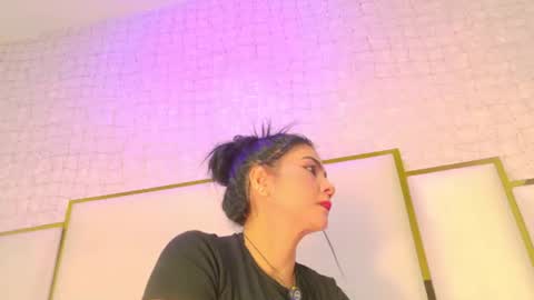 Snapshot of paolaa_rodriguez chatting on 06/14/26, 11:34 Paola online show from 06/14/26, 11:34