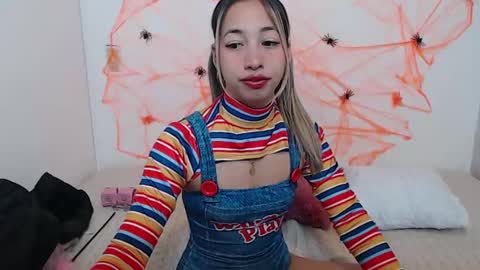 Paola online show from 10/27/25, 12:31