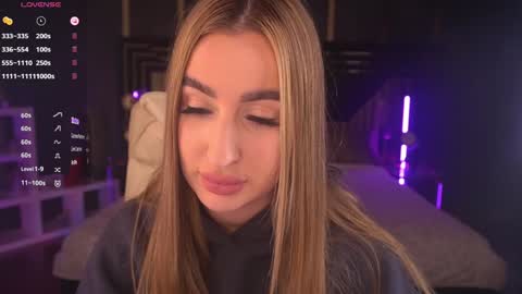 Lia online show from 01/26/25, 11:50