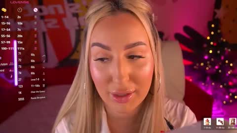 Lia online show from 01/11/26, 01:49