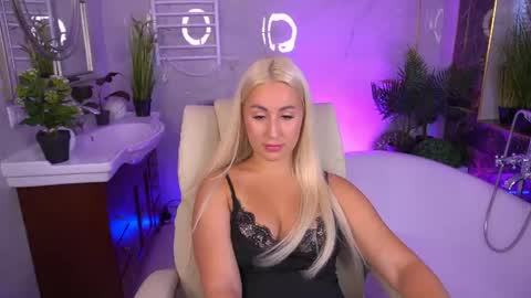 Lia online show from 06/21/26, 02:08