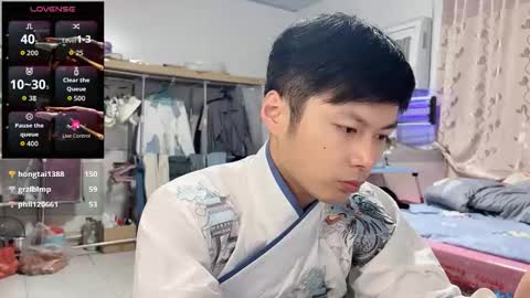 Snapshot of paopaotang61 chatting on 10/11/25, 12:58 paopaotang61 online show from 10/11/25, 12:58