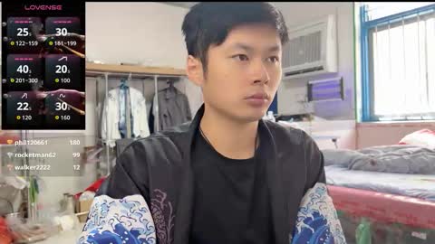 Snapshot of paopaotang61 chatting on 10/16/25, 01:28 paopaotang61 online show from 10/16/25, 01:28