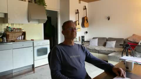 papa_show online show from 02/27/25, 09:32