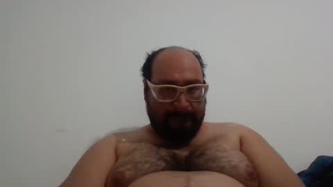 papi_adiel4 online show from 01/14/25, 08:20