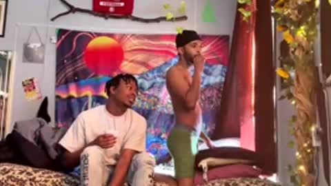 papian0 online show from 11/28/25, 05:37