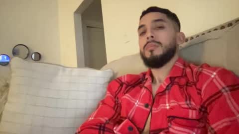 papicubano_guapo23cm online show from 02/22/25, 06:17