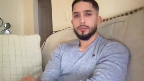 Snapshot of papicubano_guapo23cm chatting on 12/02/25, 10:20 papicubano_guapo23cm online show from 12/02/25, 10:20